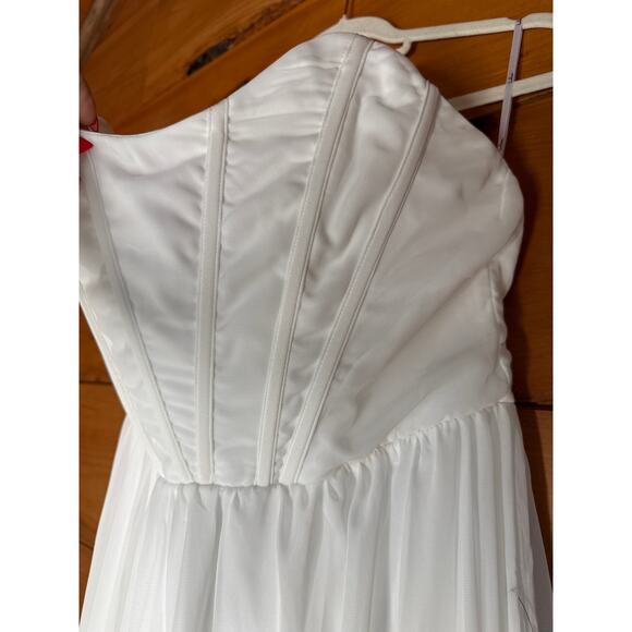 NWT Lulus Special Moment White Strapless Bustier Maxi Dress Engagement Gala Sz M - Picture 4 of 8
